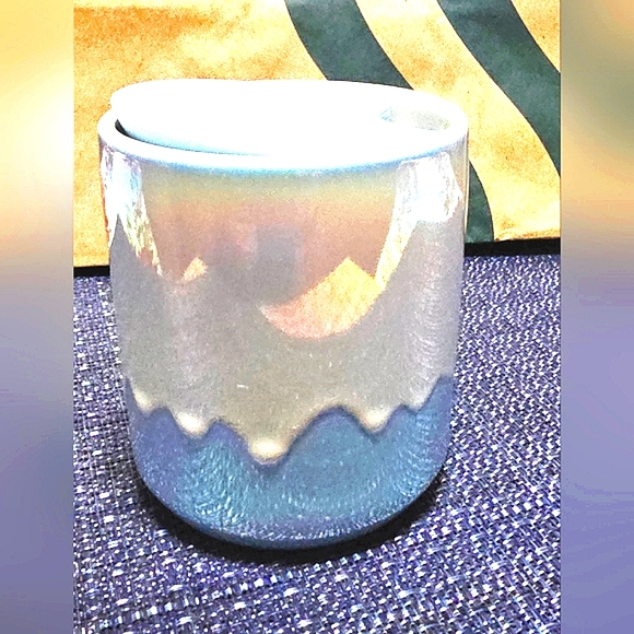 NWT, Starbucks 2023 Holiday Blue Glacier Icicle Drip Ceramic 8 oz Travel Tumbler - Picture 2 of 7